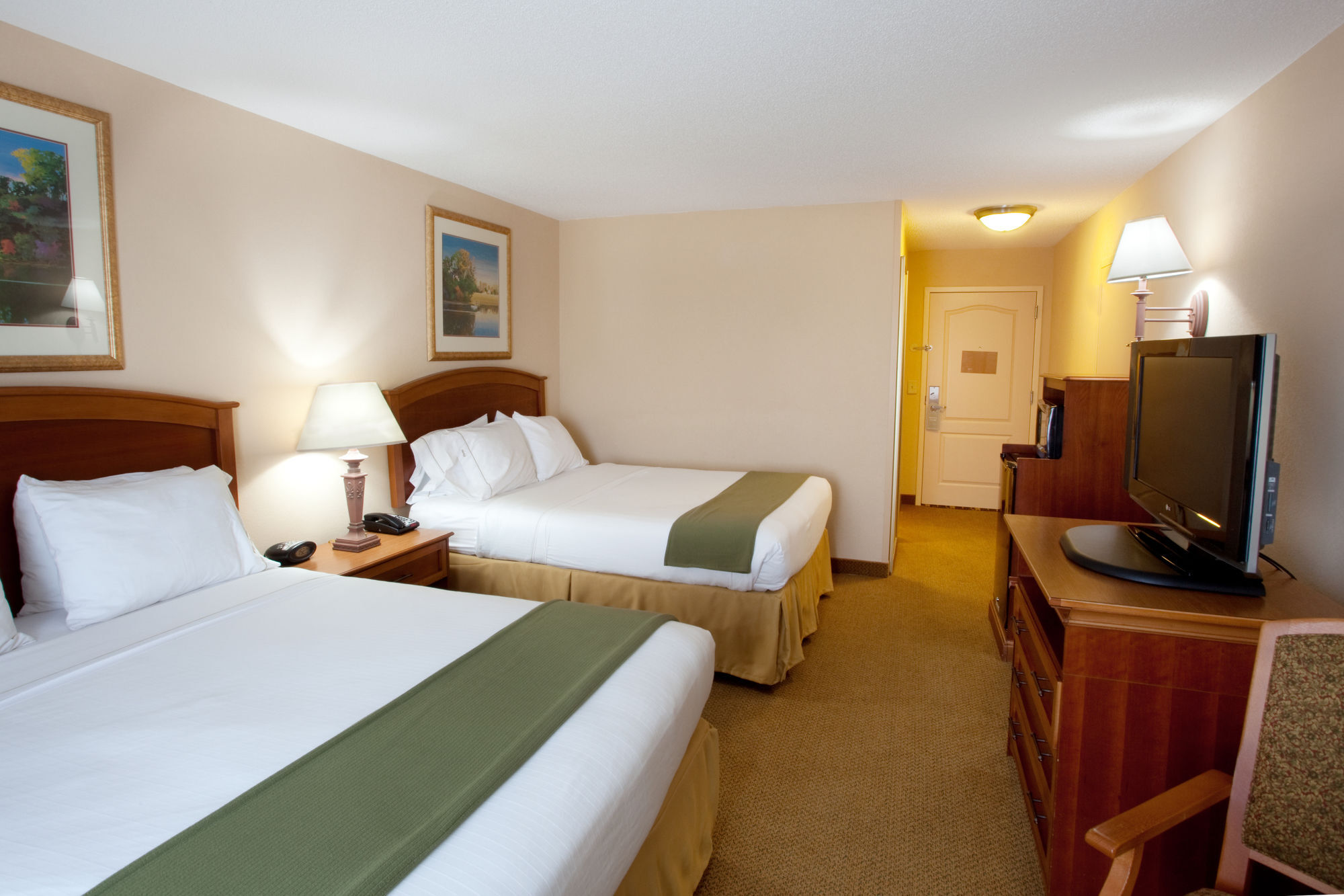 Holiday Inn Express & Suites Florence I-95 & I-20 Civic Ctr By Ihg Ngoại thất bức ảnh